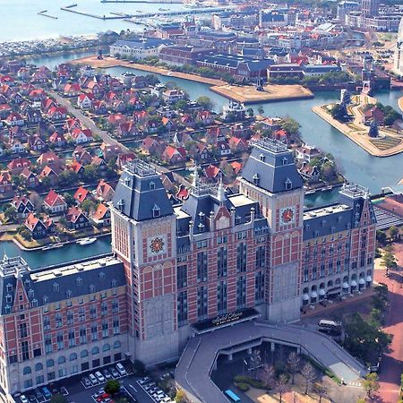 Hotel Okura Jr Huis Ten Bosch Sasebo Exterior foto Aerial view of the complex